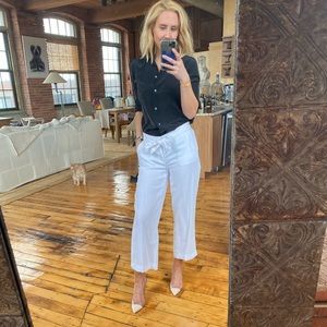 NWT. Tommy Hilfiger White Cropped Pants Size 2